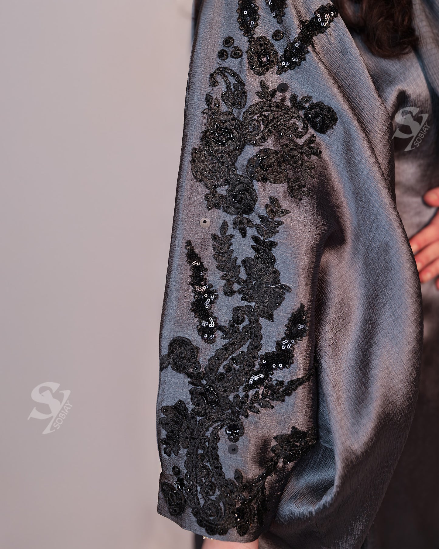 Royal Bloom Hand-Embellished Khilji Kaftan SY10